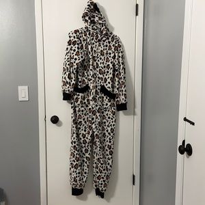 Cheetah Hooded Pajama